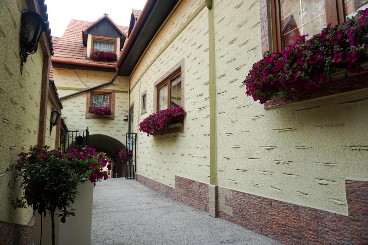 Hotel Claudiu Sighisoara Exterior photo